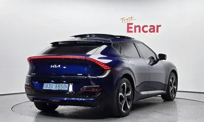 Kia EV6 2022, 53003 км, за 22794.84 USD