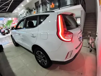 Geely Vision X6 2018, 63800 км, за 3663.85 USD