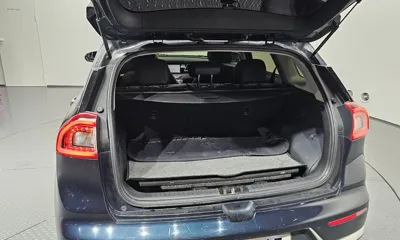 Kia Niro 2017, 107103 км, за 8861.76 USD - фото 20