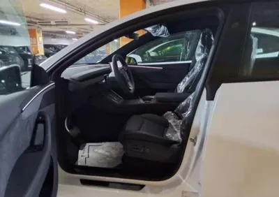 Tesla Model Y 2026, 1 км, за 34265.46 USD