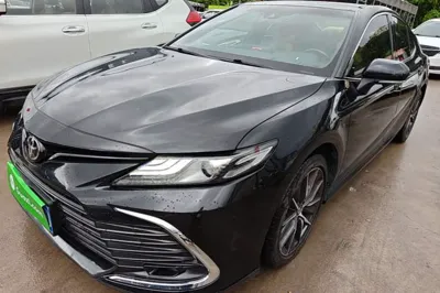 Toyota Camry · 2021 год