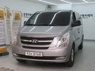 Hyundai Starex 2015, 250344 км, за 2145.22 USD