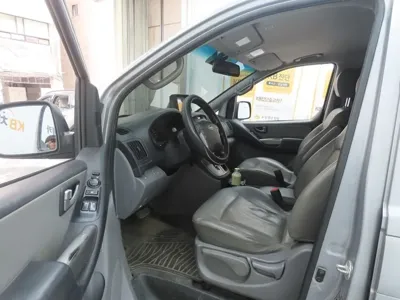 Hyundai Starex 2015, 250344 км, за 2145.22 USD