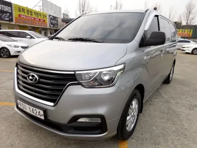 Hyundai Starex 2019, 135740 км, за 8905.93 USD