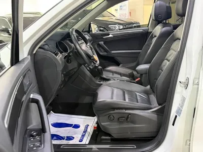 Volkswagen Tiguan 2020, 91509 км, за 14572.67 USD - фото 6