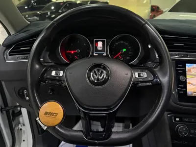 Volkswagen Tiguan 2020, 91509 км, за 14572.67 USD - фото 9