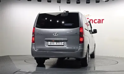 Hyundai Starex 2016, 254724 км, за 3061.89 USD