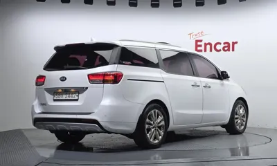 Kia Canival 2015, 227673 км, за 4957.7 USD