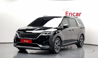 Kia Canival · 2023 год