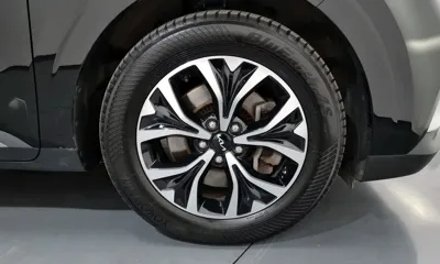 Kia Canival 2023, 112705 км, за 13268.52 USD