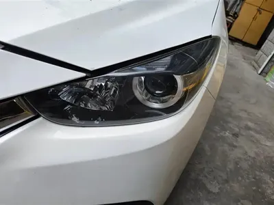 Mazda 3 Axela 2019, 51100 км, за 5839.72 USD