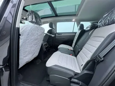 Volkswagen Tavendor 0, 100 км, за 26750.51 USD - фото 26