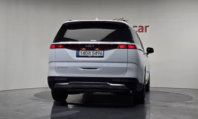 Kia Canival 2022, 105408 км, за 14835.24 USD
