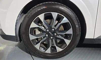Kia Canival 2022, 105408 км, за 14835.24 USD