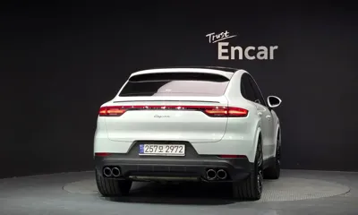Porsche Cayenne 2023, 34260 км, за 66029.2 USD