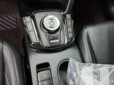 Kia Seltos 2024, 24046 км, за 16397.53 USD - фото 8