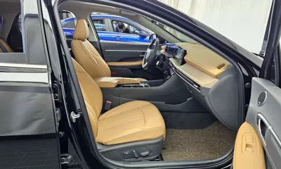 Hyundai Sonata 2024, 25211 км, за 19402.79 USD - фото 11