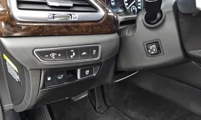 Genesis G90 2019, 130038 км, за 17161.8 USD - фото 16
