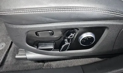 Genesis G90 2019, 130038 км, за 17161.8 USD - фото 31