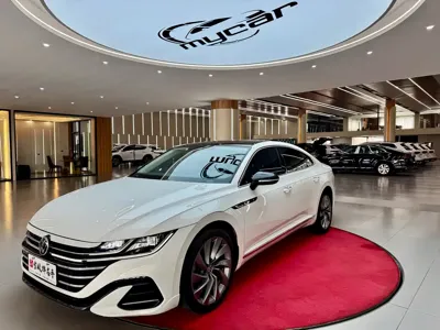 Volkswagen CC · 2022 год