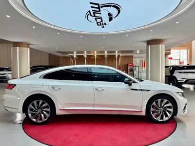 Volkswagen CC 2022, 110500 км, за 16185.68 USD