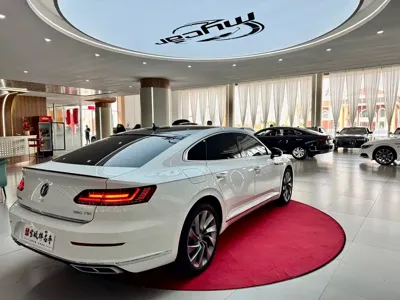 Volkswagen CC 2022, 110500 км, за 16185.68 USD