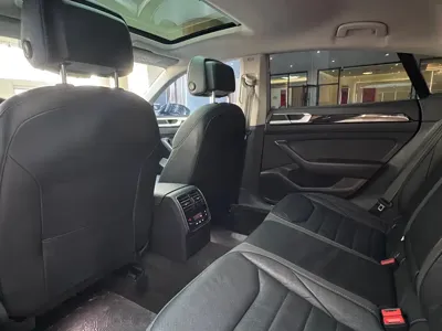 Volkswagen CC 2022, 110500 км, за 16185.68 USD - фото 8