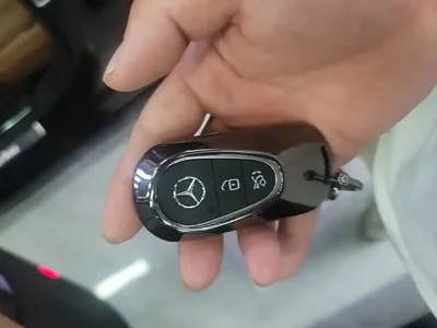 Mercedes-Benz E-Class 2026, 7900 км, за 53824.74 USD - фото 9