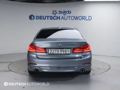 BMW 5-Series 2019, 63922 км, за 18800.43 USD