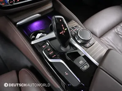 BMW 5-Series 2019, 63922 км, за 18800.43 USD - фото 9