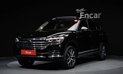 Volkswagen Touareg · 2023 год