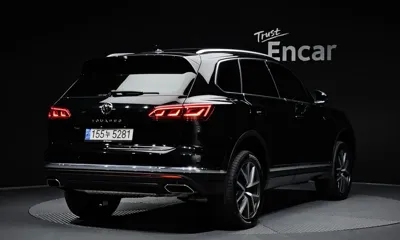 Volkswagen Touareg 2023, 50442 км, за 38874.07 USD
