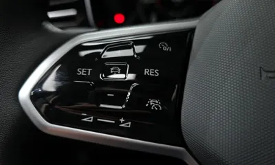 Volkswagen Touareg 2023, 50442 км, за 38874.07 USD - фото 31