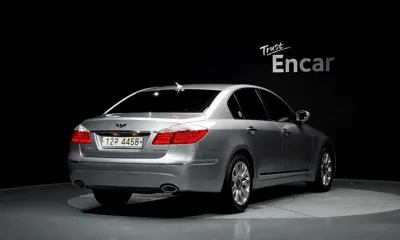 Hyundai Genesis 2010, 79593 км, за 3218.6 USD