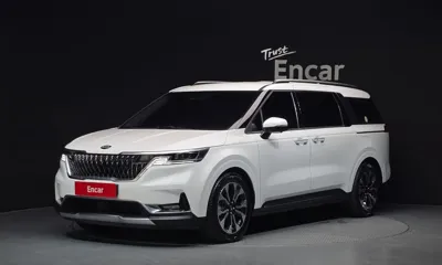 Kia Canival · 2021 год