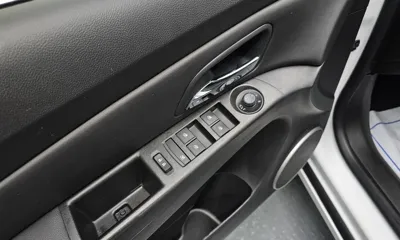 ChevroletGMDaewoo Cruze 2015, 94083 км, за 3304.63 USD - фото 14