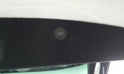 Tesla Model X 2023, 44905 км, за 91882.67 USD - фото 20