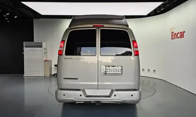 Chevrolet Express Van 2019, 138379 км, за 16187.64 USD