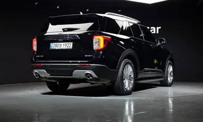 Ford Explorer 2021, 33365 км, за 19869.72 USD