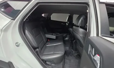 Hyundai Tucson 2019, 30653 км, за 12288.48 USD - фото 19