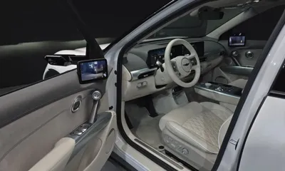 Genesis GV60 2023, 3989 км, за 39713.8 USD - фото 10