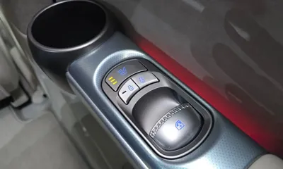 Genesis GV60 2023, 3989 км, за 39713.8 USD - фото 17