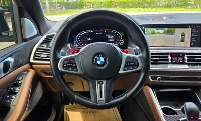 BMW X5M 2022, 63389 км, за 58170.32 USD - фото 12