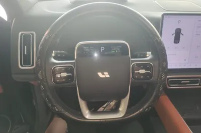 Li Auto L6 2024, 17800 км, за 31892 USD - фото 13
