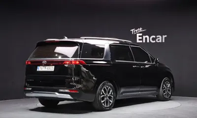 Kia Canival 2021, 122545 км, за 13348.96 USD