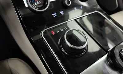 Land Rover Range Rover Velar 2018, 122768 км, за 16451.93 USD - фото 9