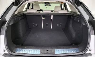 Land Rover Range Rover Velar 2018, 122768 км, за 16451.93 USD - фото 20