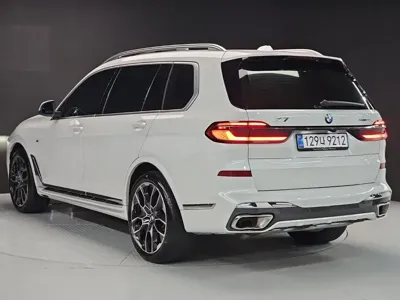 BMW X7 2025, 12046 км, за 650061.52 USD