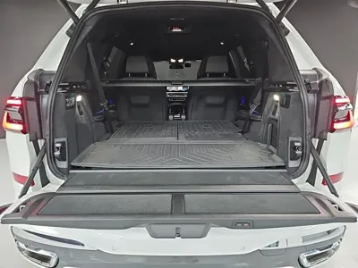 BMW X7 2025, 12046 км, за 650061.52 USD - фото 20