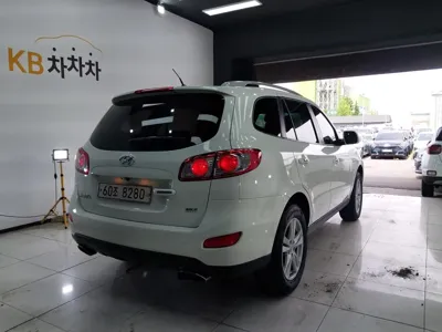 Hyundai Santafe 2010, 146413 км, за 3085.2 USD